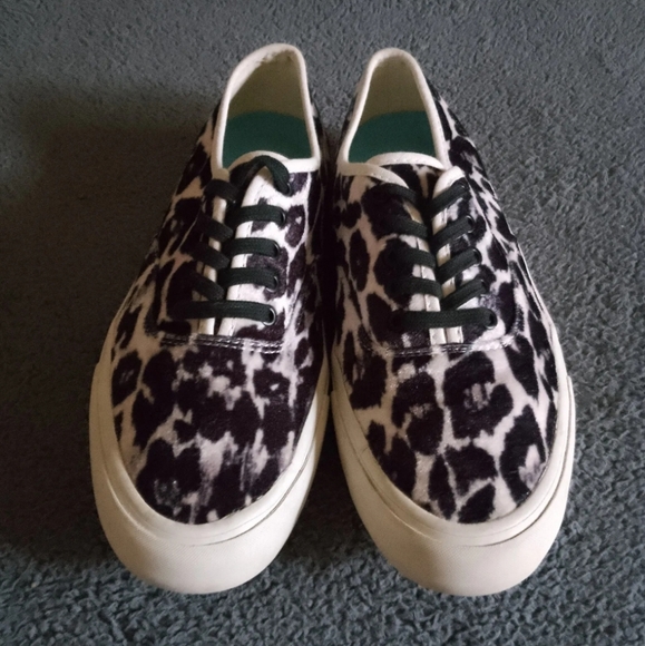 J. Crew Trainers Women's 7.5 White SeaVees Legend Black Leopard Print Velvet Low - Picture 6 of 12